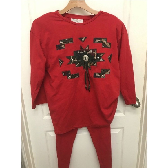 Miss & Mrs Women's L/S Pullover Pant Set One Size - Picture 2 of 7